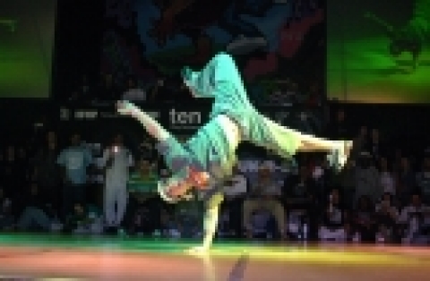 독일 ‘배틀 오브 더 이어 2006’ 한국대표 참가권이 주워지는 “배틀 오브 더 이어 코리아 2006” 한국 예선전이 9월10일(일) 저녁7시 광장동 서울 AX홀에서 화려한 막을 올린다.