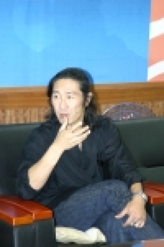 2006 광주비엔날레 대상을 수상한 마이클 주