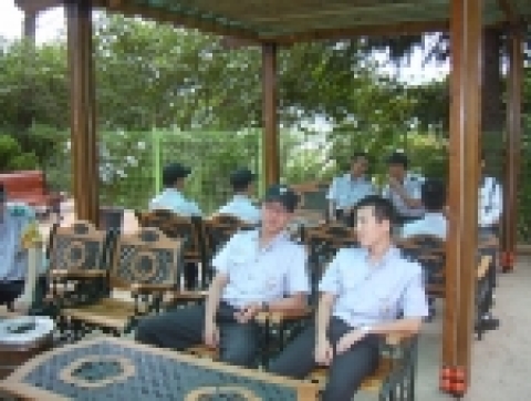 계호근무 후 동료대원들과 함께