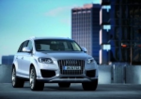 아우디 Q7 V12 TDI