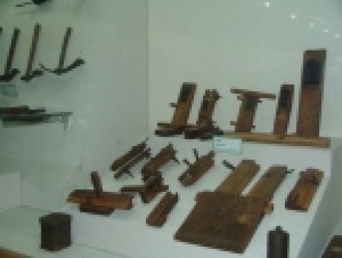 70년대까지 부산 동래지역을 중심으로 이름을 날렸던 고 조봉달(趙鳳澾,1897～1985) 대목수의 연장 
