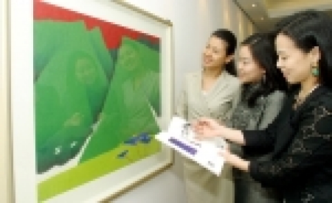 신한 프라이빗 뱅크는 26일 오후 4시 서울파이낸스 센터에서 PB고객과 오승우 화백, 하종현 서울 미술관 관장, 윤영자 (재)석주문화재단 이사장, 이두식 홍익대 교수 등 작품을 출