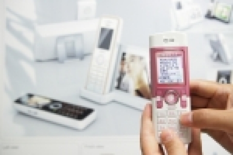 KT(대표이사 남중수, www.kt.co.kr)는 날씨, 생활영어, 재테크 등 생활관련 정보를 단문으로 제공하는 “Living SMS”와 “등기 SMS”, 생활정보 제공 서비스 등