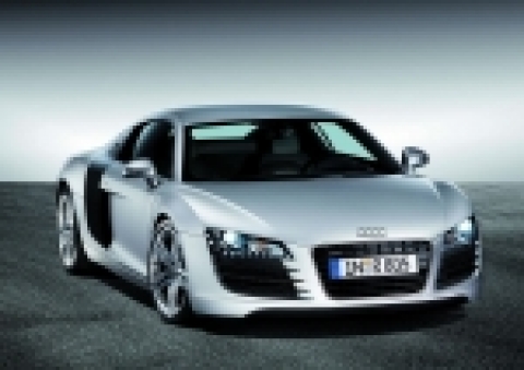 아우디, 초고성능 미드쉽 스포츠카 R8 공개