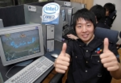 인텔코리아는 오는 10월 3일 오후 5시 서울 코엑스 대서양홀에서 ‘인텔 코어2 듀오 탑재 매직스테이션이 함께하는 제1회 슈퍼파이트 e스포츠’에 인텔 코어2 듀오 프로세서를 지원한