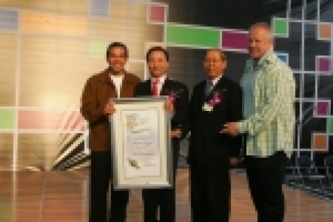 LA시장 안토니오 빌라라이고사(Antonio Villarigosa), 김명곤 장관, LA총영사 최병효, LA시의회 의원 탐 라본지 