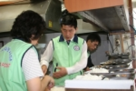 서울체신청, 한가위 앞두고 사랑나눔활동 펼쳐