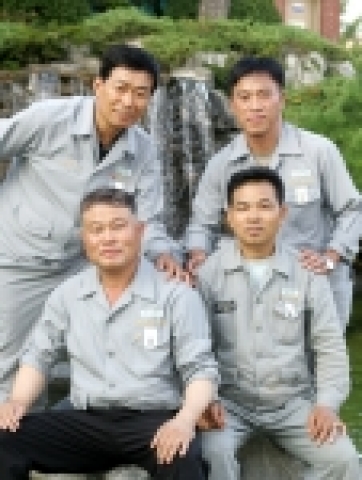 왼쪽 위부터 시계방향 고윤열, 라병규, 정춘식, 윤정탁 씨