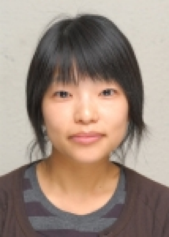 <사카이 가족의 행복>의 오미보 감독