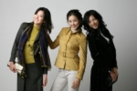 2006년 미스코리아 진선미로 선발된 이하늬, 장윤서, 김수현