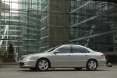 뉴 607HDi 사진