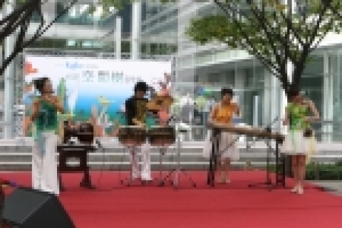 '소리아(SOREA)'의 공연 장면