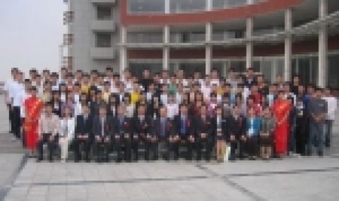 부산정보대학은 18일 중국을 방문하여 칭다오빈하이대학과 ‘2+1연계 공동교육과정’ 신입생 100명에 대한 입학식을 가졌다