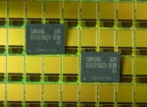 70나노 1Gb 원낸드 : 올해 4월 초부터 양산 시작 