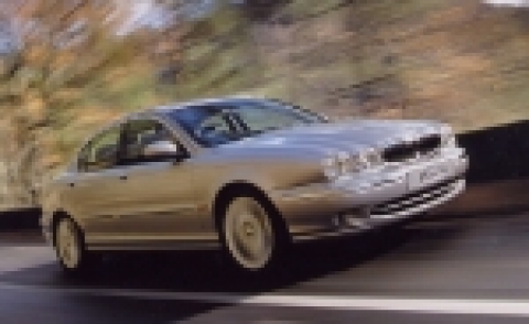 홀인원 경품 '재규어 X타입'