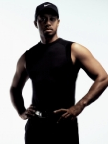 나이키 골프 코리아(대표: 마크 셸던-알렌, www.nikegolf.co.kr )는 늦가을과 겨울철의 추운 날씨에도 최상의 컨디션에서 골프를 즐길 수 있도록 돕는 기능성 이너웨어인 나이키 프로 써말 (Nike Pro Thermal)을 출시한다.