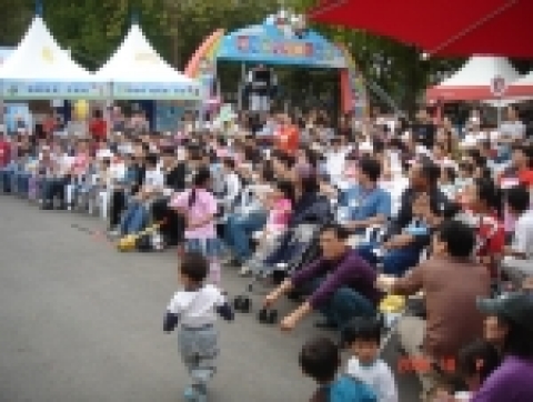 9월 26일부터 10일 22일까지 능동 어린이대공원에서 열린 ‘캐릭터 상상 페스티벌’이 행사 진행 기간 중 65만 여명이 다녀가는 등 주목할 만한 성과를 거두면서 한 달 여의 여정