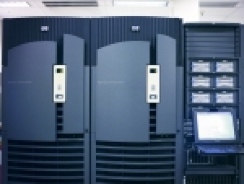 ‘HP 인테그리티 수퍼돔(Integrity Superdome)’ 서버 