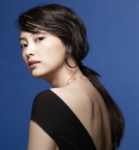 역시 이나영,  아이오페 매출 ‘쑥쑥’