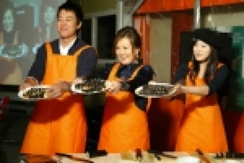 ‘해바라기’ 자선 일일 포차 성황리 마쳐