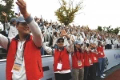 엔씨소프트는 26일, 과천 관문체육관에서 직원들의 사기진작과 화합을 창출하기 위한 제1회 NC가을체육대회를 개최했다. 