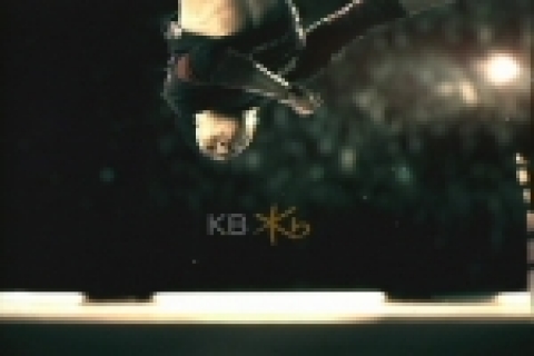 KB국민은행은 신규 기업광고에서 차세대 한류 주력상품으로 떠오르고 있는 ‘비보이’ 를 통해 새로운 메시지를 전달하고 있다.