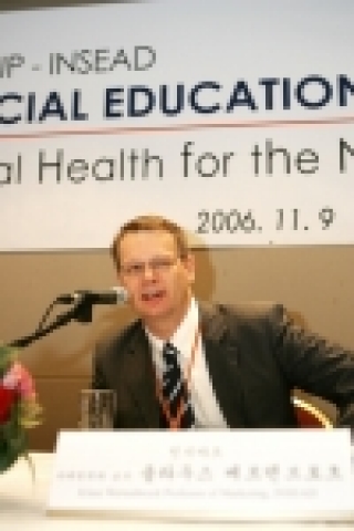 클라우스 베르텐브로흐(Klaus Wertenbroch) INSEAD 교수