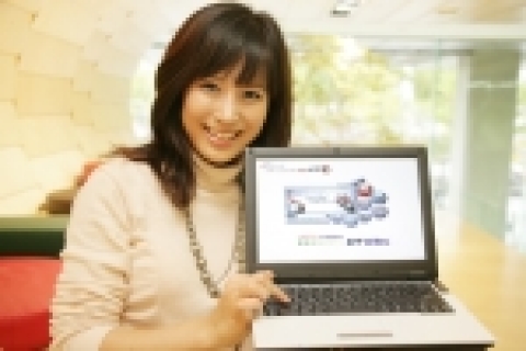 KT는 와이브로(WiBro) 기능이 내장된 전용 노트북을 13일부터 출시했다
