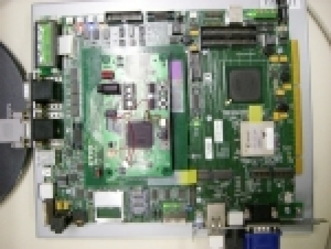 ETRI가 개발에 성공한 초저전력 동영상 디코더가 내장된 보드모습.
 