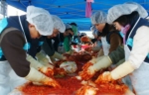 KB국민은행, 최대규모의 ‘KB 사랑의 김장나눔’  행사 실시