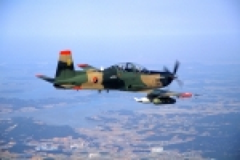 국내 기술로 개발되어 대한민국 공군에서 운용중인 전술통제기 KO-1 사진 