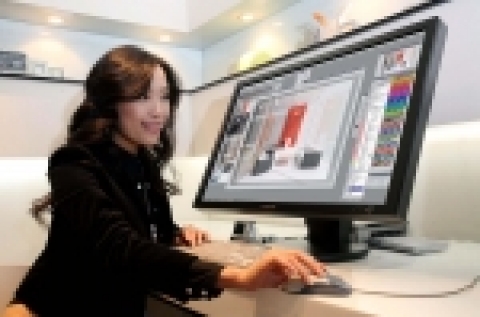 삼성전자는 이번에 최고의 해상도를 구현하는 전문가용 30인치 와이드 LCD모니터(모델명 : 싱크마스터 CX305T)를 출시했다고 밝혔다.