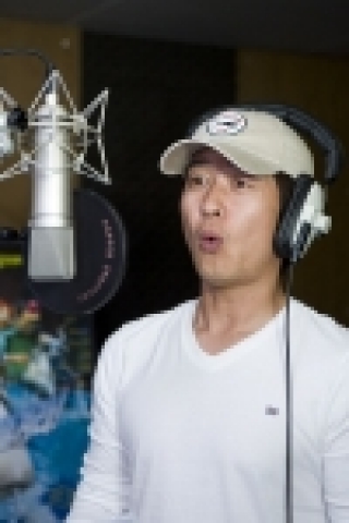 조폭 개구리 ‘개굴레옹’ 목소리 연기를 맡은 김상중