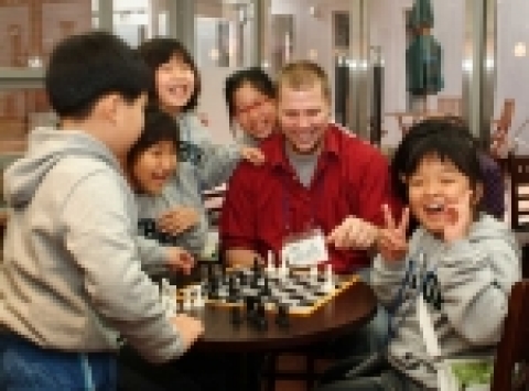 KB국민은행(www.kbstar.com/은행장 강정원)은 서울시, 사)KYC좋은친구만들기운동과 함께 어린이 영어캠프를 진행한다고 29일 밝혔다.