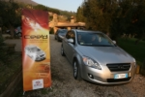 기아자동차는 지난 11월 27일부터 6일간 이탈리아 로마 지역에서 유럽 31개국 자동차 전문기자단 500여명을 초청해 ‘씨드’의 대규모 시승회를 개최했다.