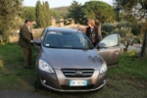 기아자동차는 지난 11월 27일부터 6일간 이탈리아 로마 지역에서 유럽 31개국 자동차 전문기자단 500여명을 초청해 ‘씨드’의 대규모 시승회를 개최했다.