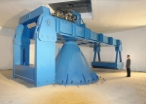 대형 원심모형시험기(팔 길이 8m)