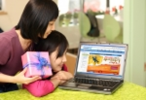 북토피아는 이달 12일부터 다음 달 9일까지 &lt;부자되기 이벤트&gt;를 실시한다.