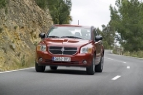 닷지 캘리버(Dodge Caliber) 