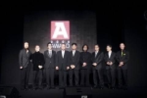 2006년을 자신의 해로 만든 한국 최고의 남성 블랙 칼라 워커 7명을 선정해 시상하는 아우디 코리아-아레나 코리아 공동 제정 “2006 A-어워드 시상식”이 지난 12월 11일 