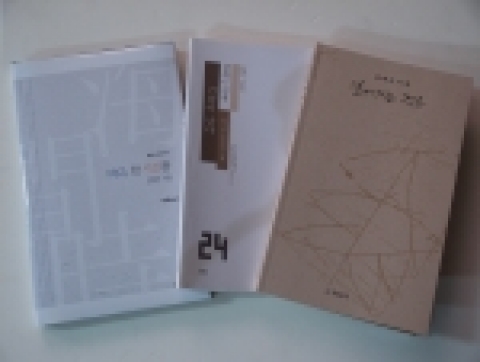 지난 1년여 만에 펴낸 세 권의 시집들 ‘바다, 한 시간쯤’, ‘기침이 난다’, ‘깊어가는 것은’.