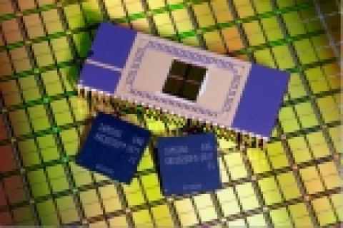 Samsung Electronics Co., Ltd., the world leader in advanced semiconductor technology solutions, toda