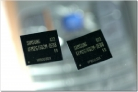 60 Nano OneNAND 2Gb