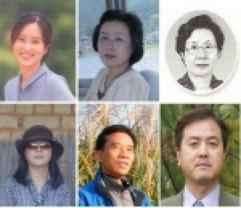좌로부터 전홍미 시인, 이정자 시인, 김경녀 시인, 이정선 수필가, 이경덕 시인, 안재동 문학평론가