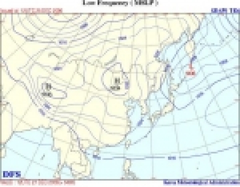 이번주 중반의 기압계. 서고동저의 기압배치에서 우리나라로 북쪽의 한기가 강하게 남하하며, 일시적으로 춥고 호남서해안과 강원 산간을 중심으로 눈 예상