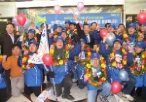 현대오일뱅크는 신입사원과 선배사원들의 화합과 만남의 한마당으로 뜻깊은 종무식을 함께 하며 새해 새각오를 다졌다.