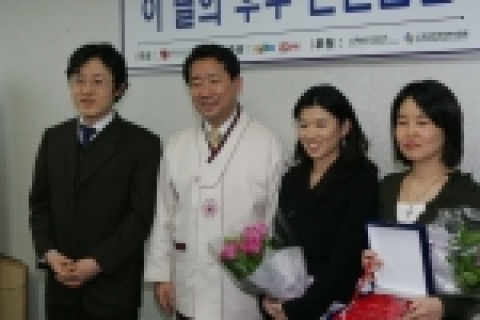 문화관광부는 2007년 1월「이 달의 우수 신인음반」으로 ‘정예경’을 선정했다.