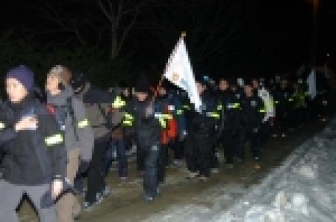 농협중앙회는 8~9일 동안 오대산 휴게소에서부터 하조대에 이르는 40Km 무박종군 훈련을 했다. 이날 종군훈련은 신입사원의 강인한 정신력배량, 도전정신과 공동체의식 강화를 위해 이