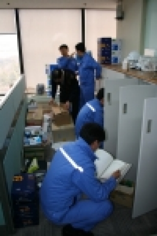 포스코 포항제철소는 16일부터 매주 화요일 전직원이 혁신활동에 전념할 수 있도록 ‘혁신의 날’을 제정 운영한다.