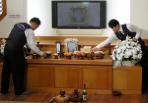 우리홈쇼핑이 18일 런칭 방송하는 '효가디언 토털 장례 서비스'